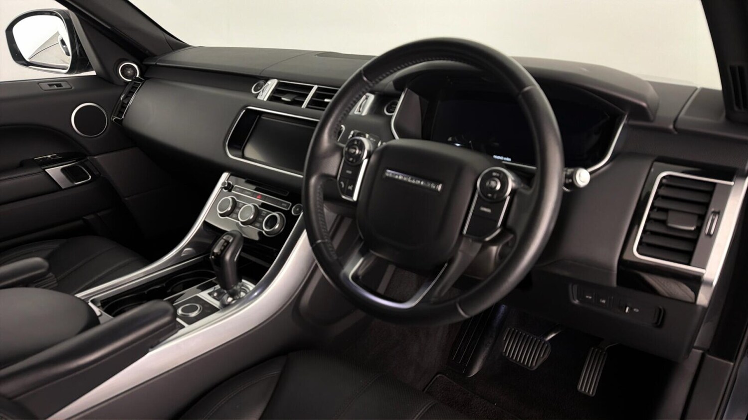 Used Land Rover Range Rover Sport 2017 for sale - 77959873: Photo 9