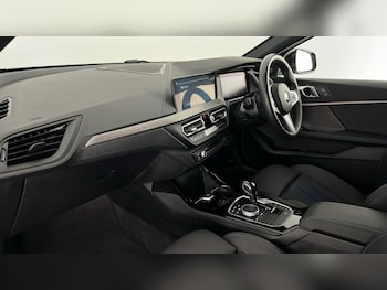 Used BMW 1 Series 2024 for sale - 76507715: Photo