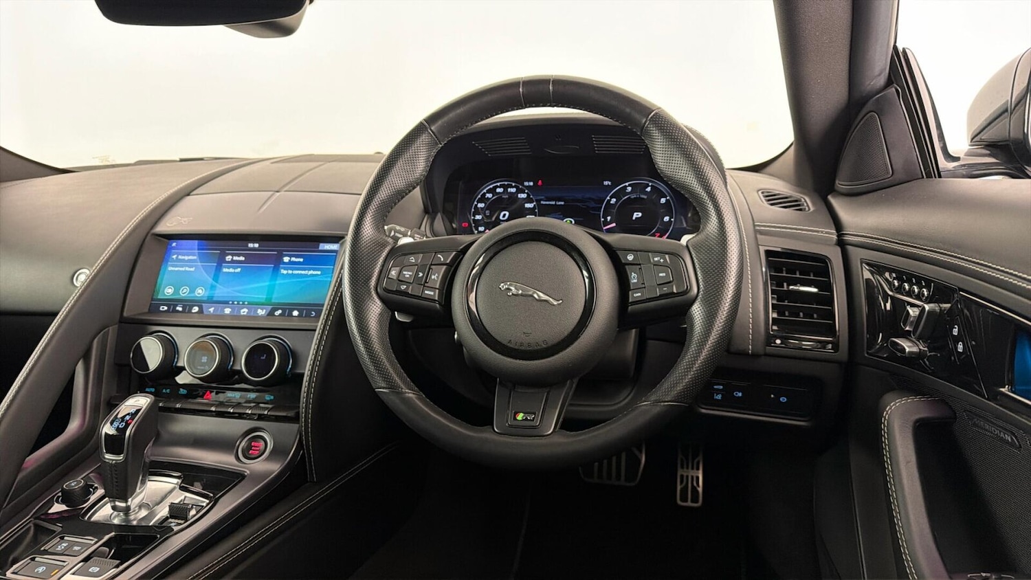 Used Jaguar F-Type 2021 for sale - 78042064: Photo 23