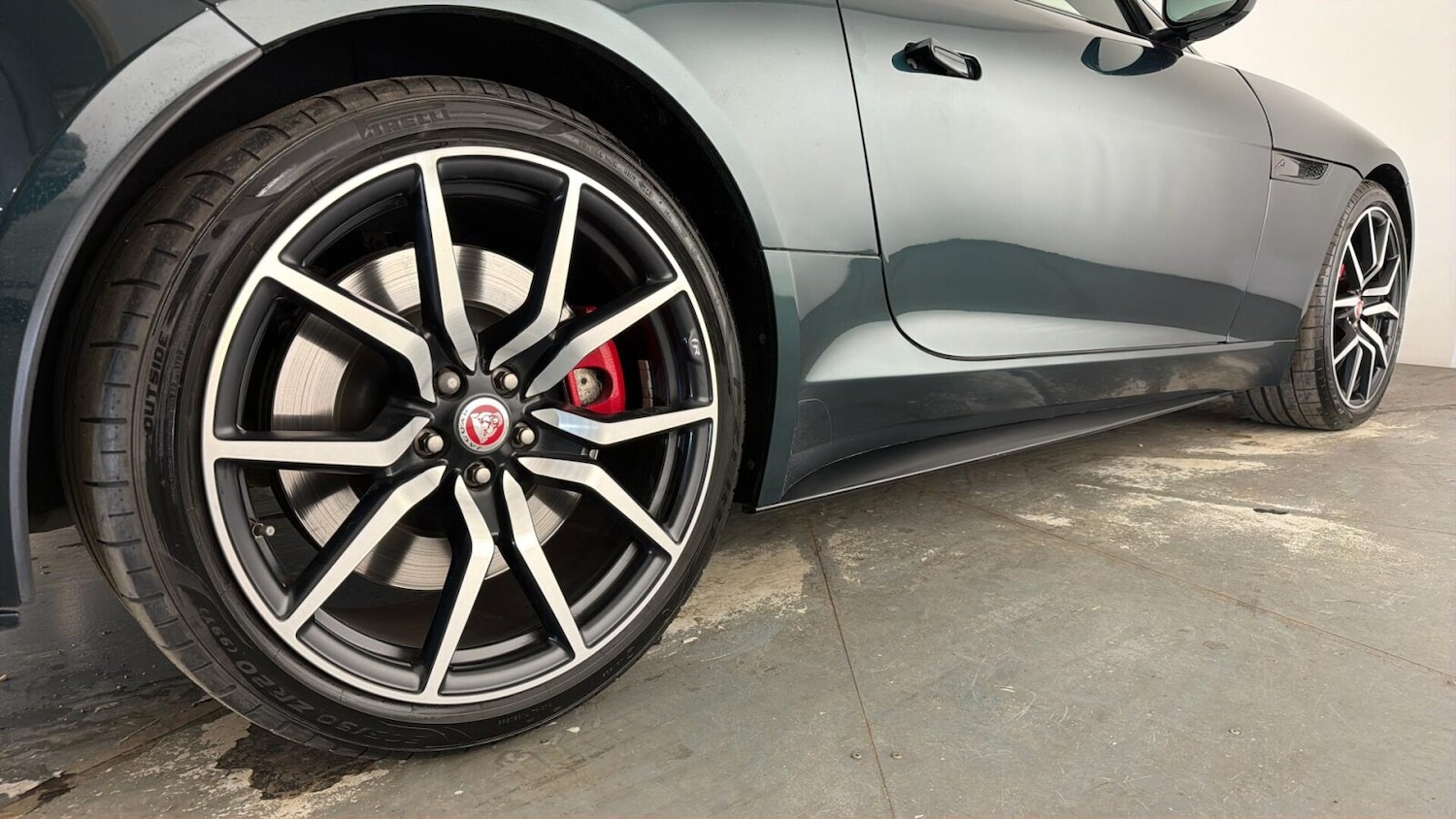 Used Jaguar F-Type 2021 for sale - 78042064: Photo 26