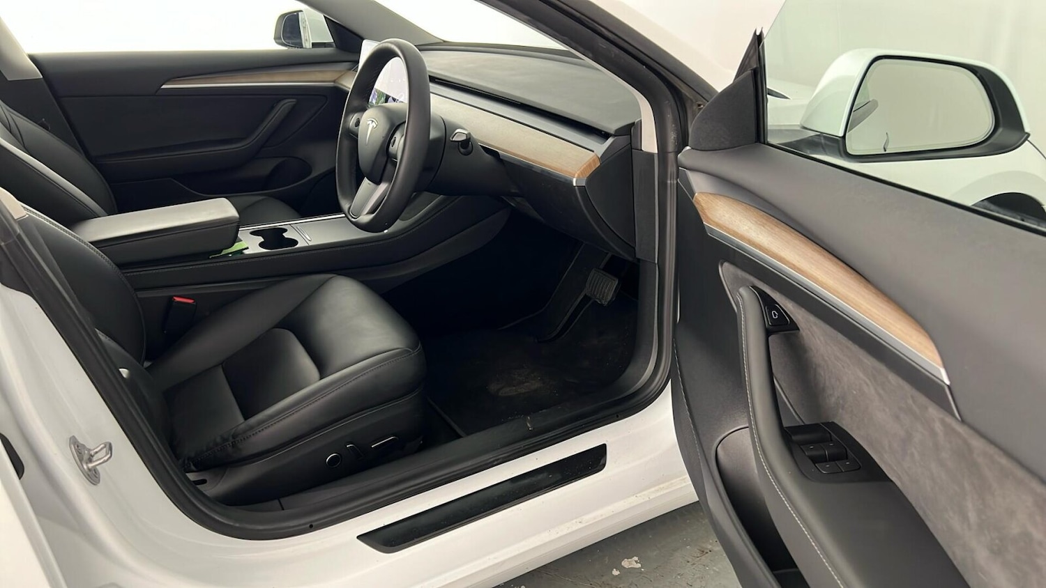 Used Tesla Model 3 2021 for sale - 77256358: Photo 16