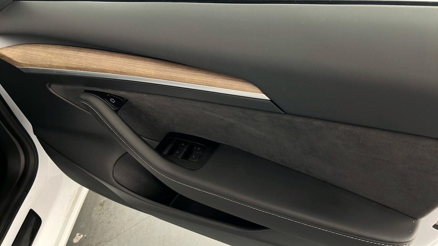 Used Tesla Model 3 2021 for sale - 77256358: Photo 32