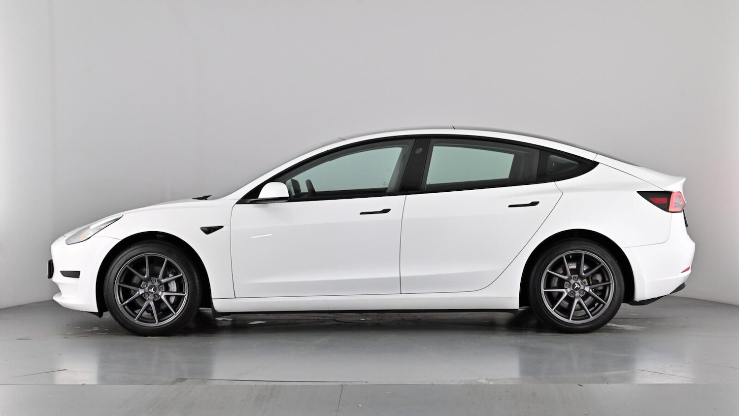 Used Tesla Model 3 2021 for sale - 77256358: Photo 57