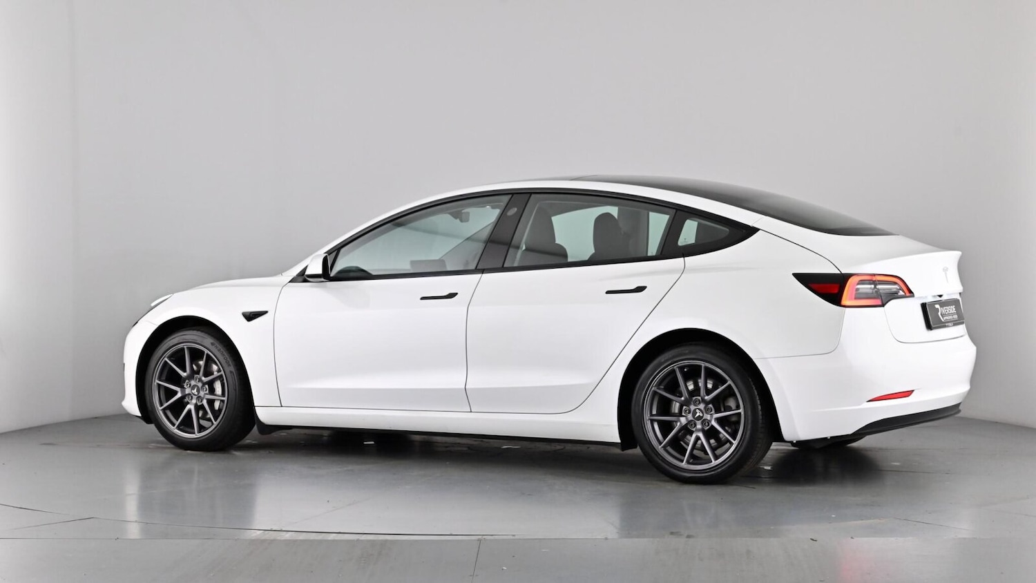 Used Tesla Model 3 2021 for sale - 77256358: Photo 60