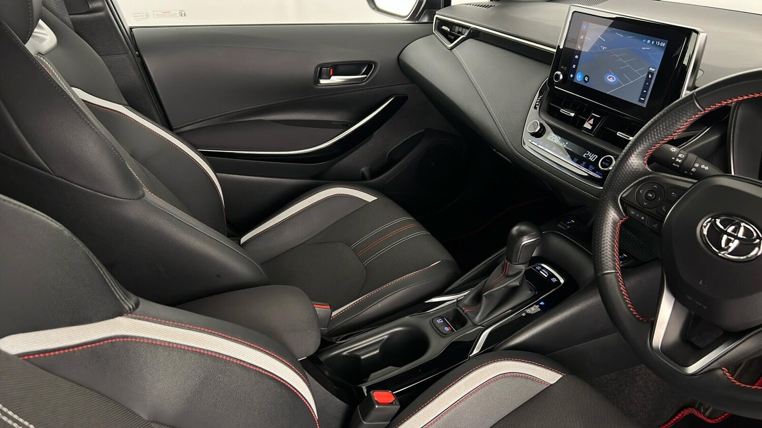 Used Toyota Corolla 2022 for sale - 76104308: Photo 38