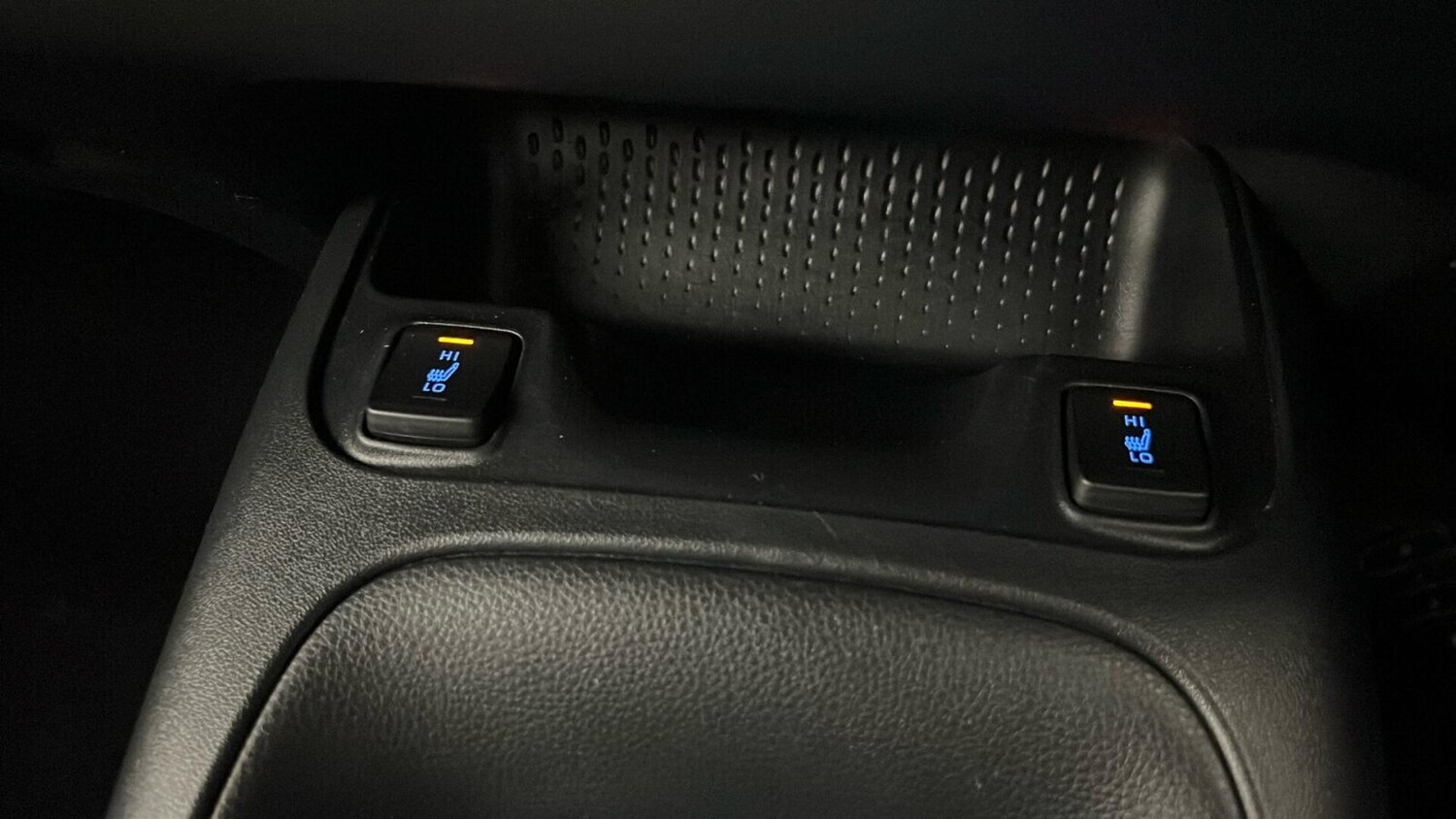 Used Toyota Corolla 2022 for sale - 76104308: Photo 46