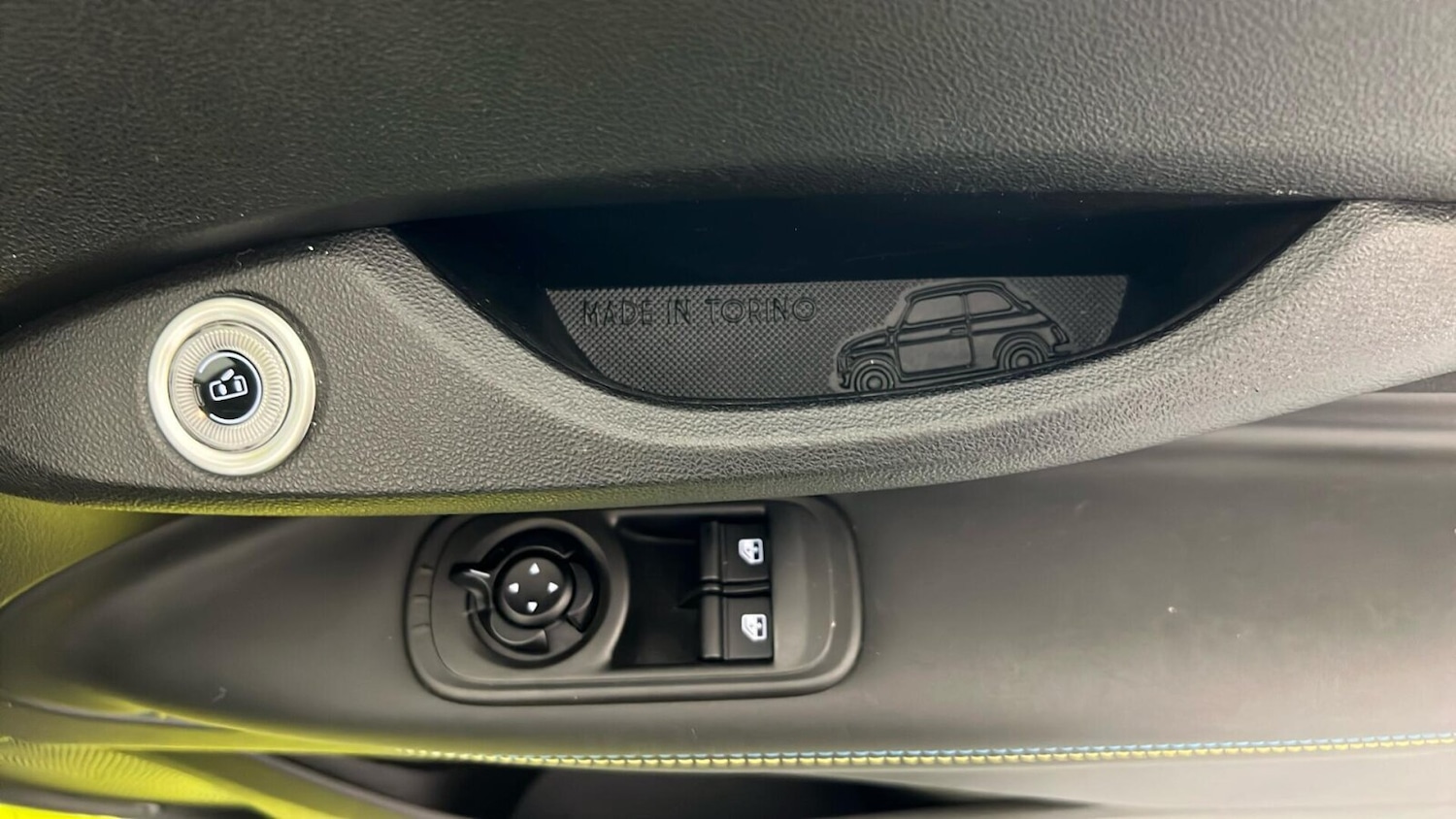 Used Abarth 500 2023 for sale - 77116099: Photo 29