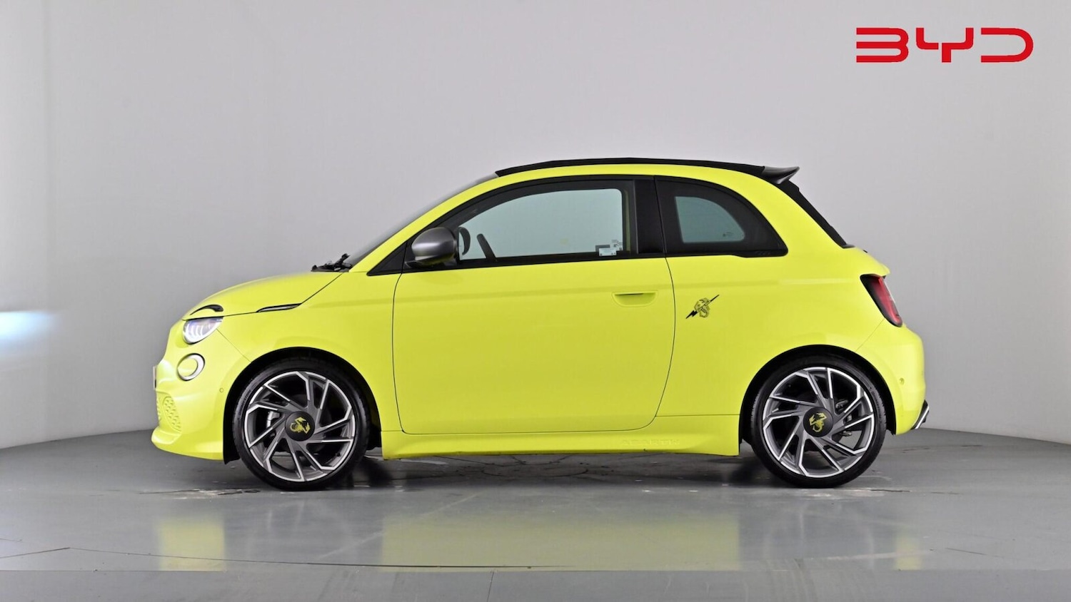 Used Abarth 500 2023 for sale - 77116099: Photo 6