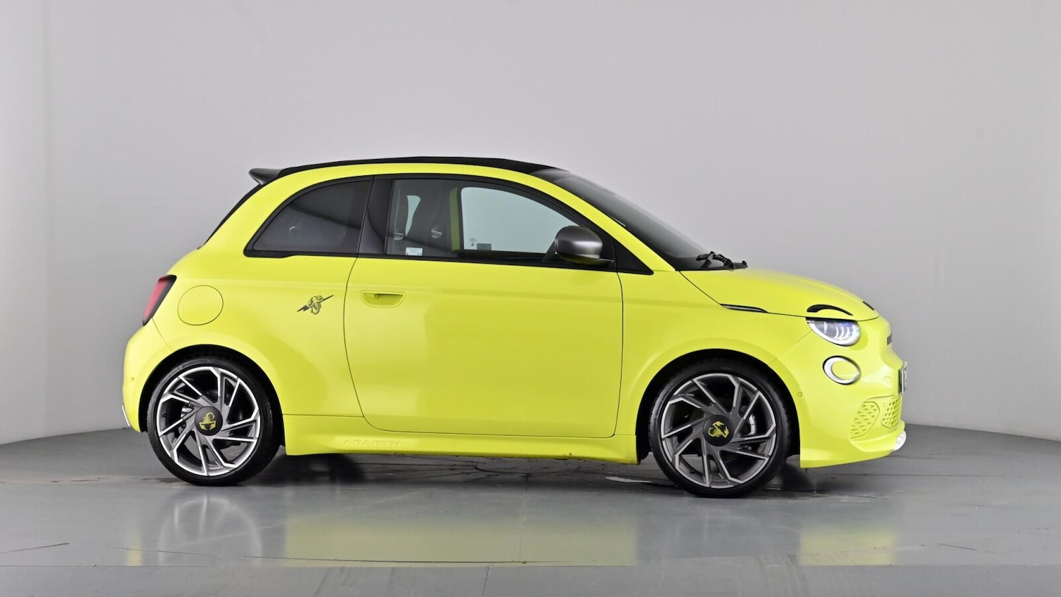 Used Abarth 500 2023 for sale - 77116099: Photo 74