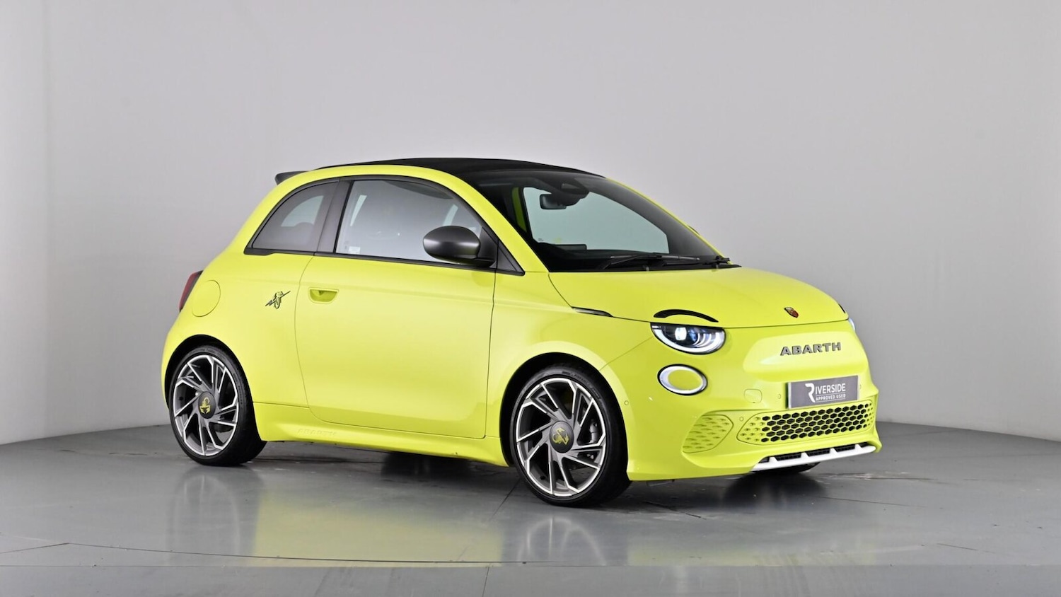 Used Abarth 500 2023 for sale - 77116099: Photo 77