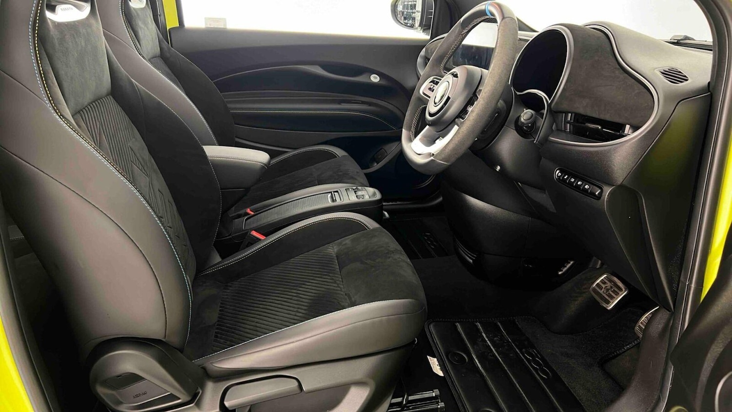 Used Abarth 500 2023 for sale - 77116099: Photo 81