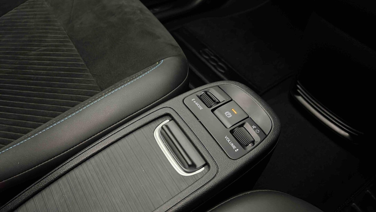 Used Abarth 500 2023 for sale - 77116099: Photo 92