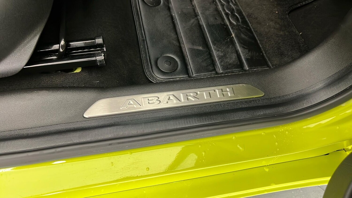 Used Abarth 500 2023 for sale - 77911155: Photo 32