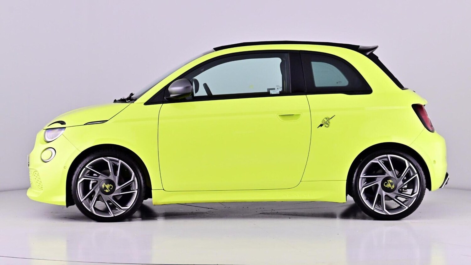 Used Abarth 500 2023 for sale - 77911155: Photo 90