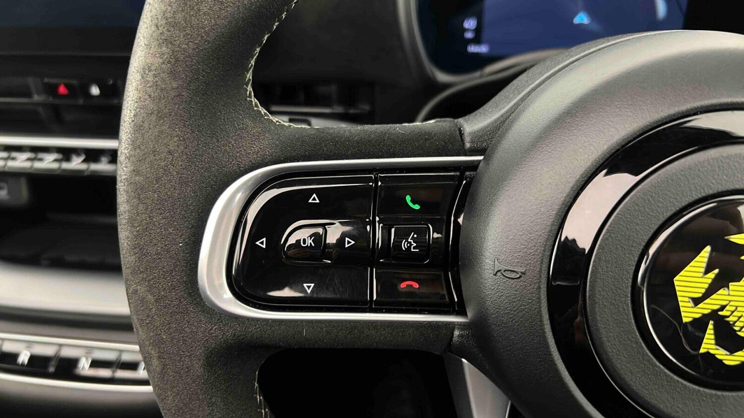 Used Abarth 500 2023 for sale - 77911155: Photo 96