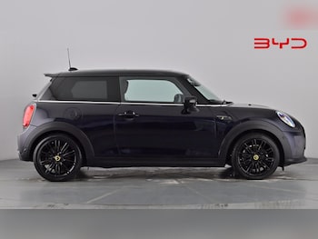 Used MINI Hatch 2022 for sale - 77959876: Photo