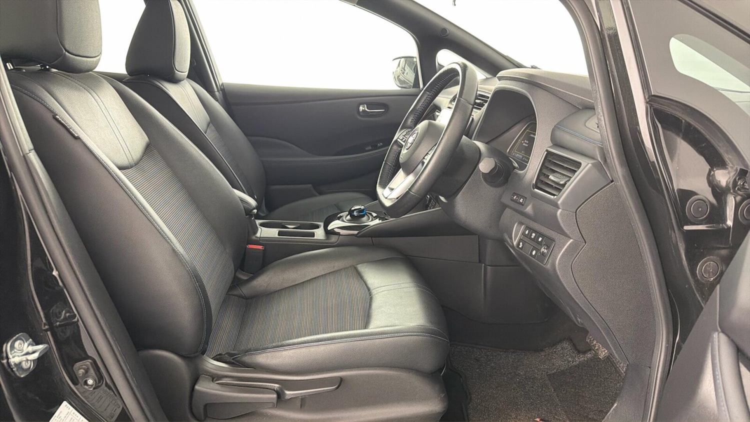 Used Nissan Leaf 2021 for sale - 77300411: Photo 16