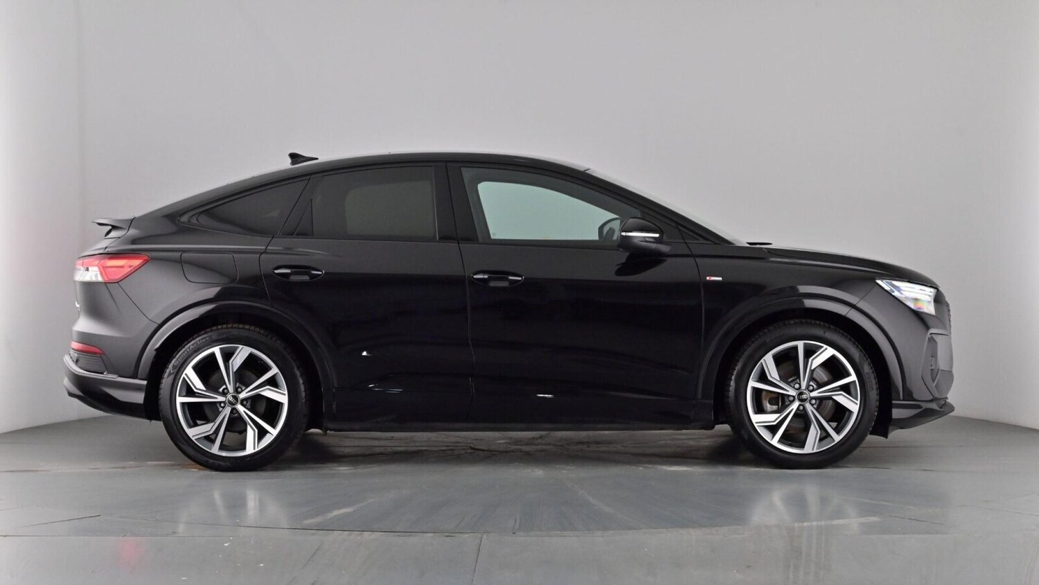 Used Audi Q4 e-tron 2023 for sale - 77685722: Photo 56