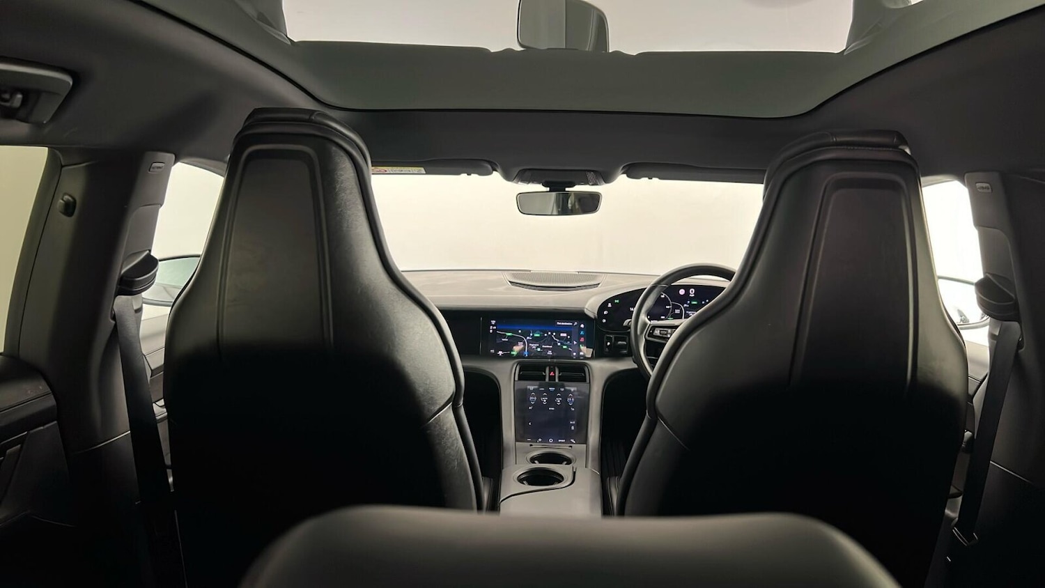 Used Porsche Taycan 2021 for sale - 77198172: Photo 13