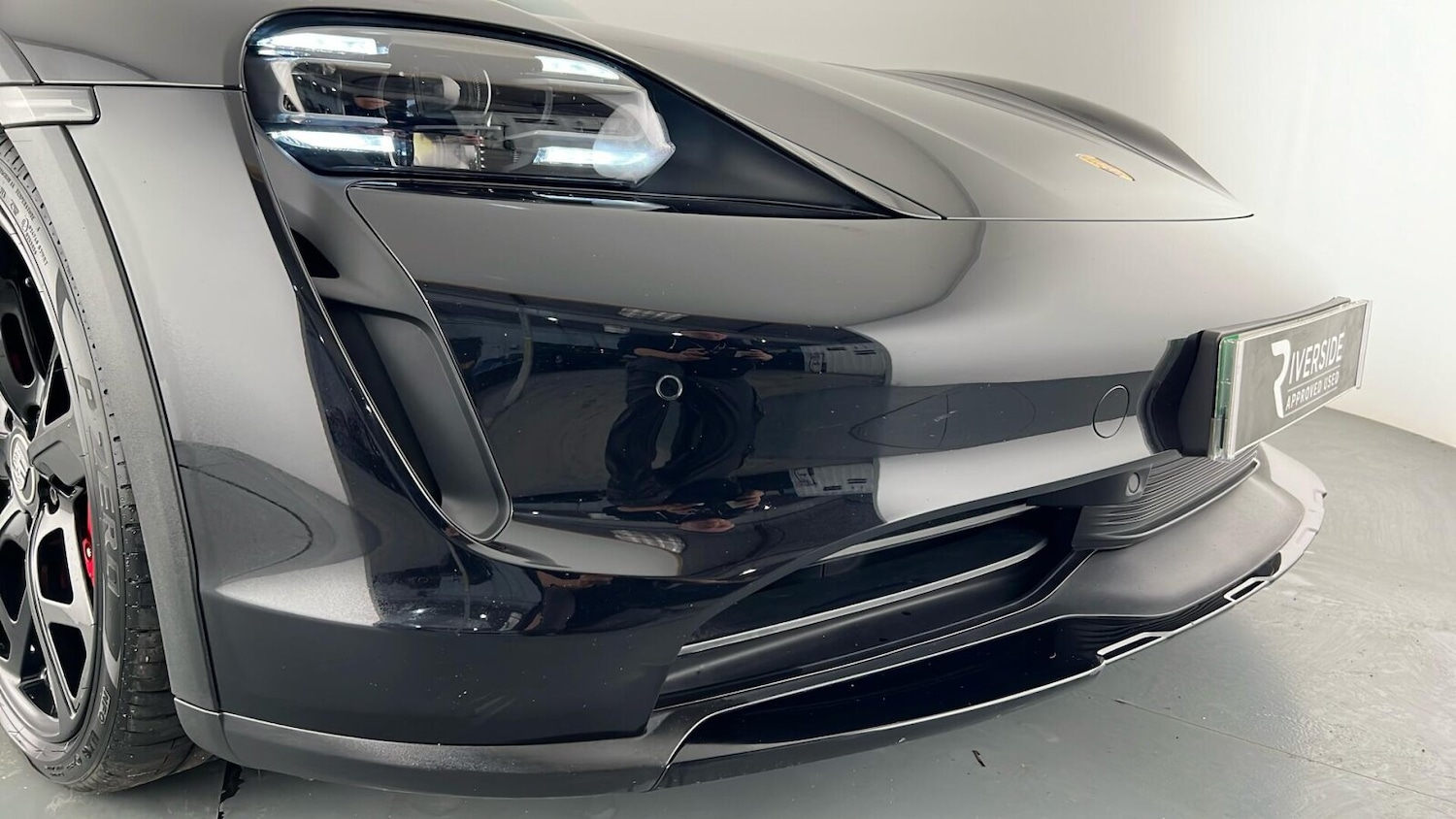 Used Porsche Taycan 2021 for sale - 77198172: Photo 25