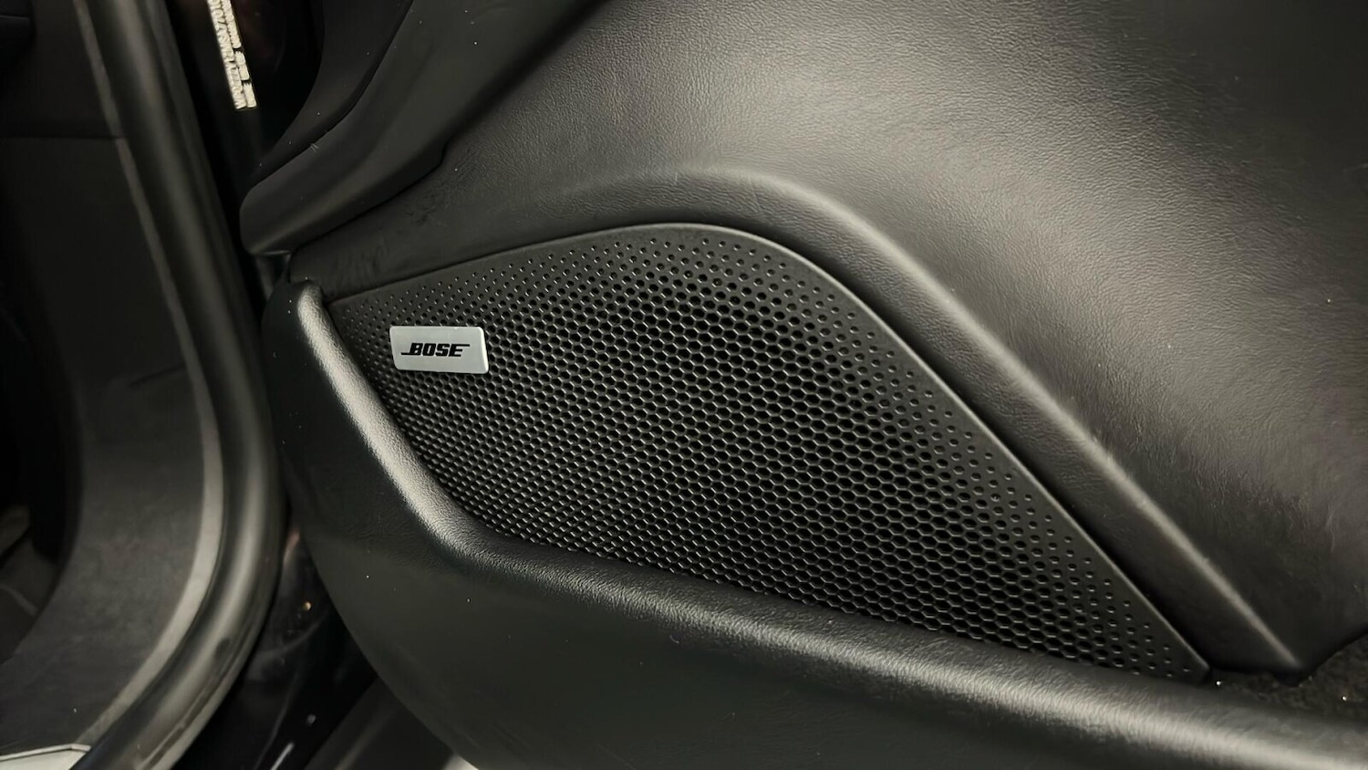 Used Porsche Taycan 2021 for sale - 77198172: Photo 26