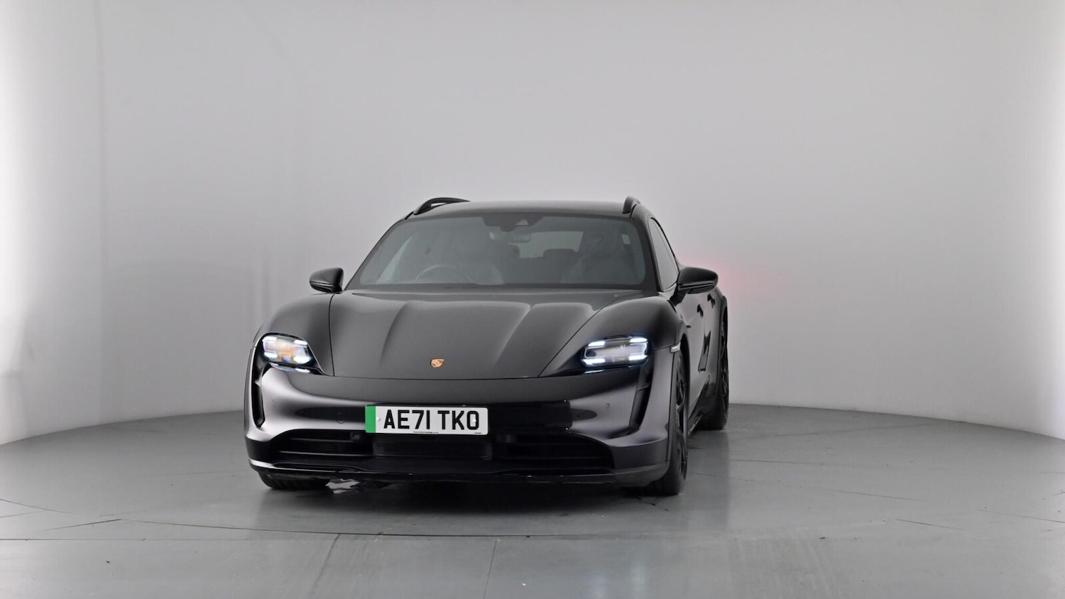 Used Porsche Taycan 2021 for sale - 77198172: Photo 66