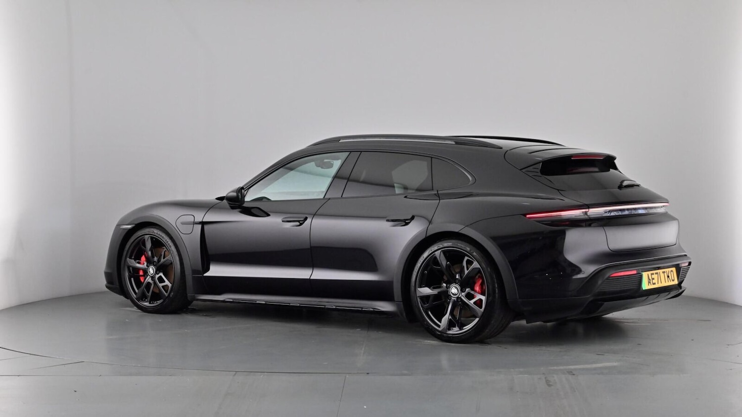 Used Porsche Taycan 2021 for sale - 77198172: Photo 78