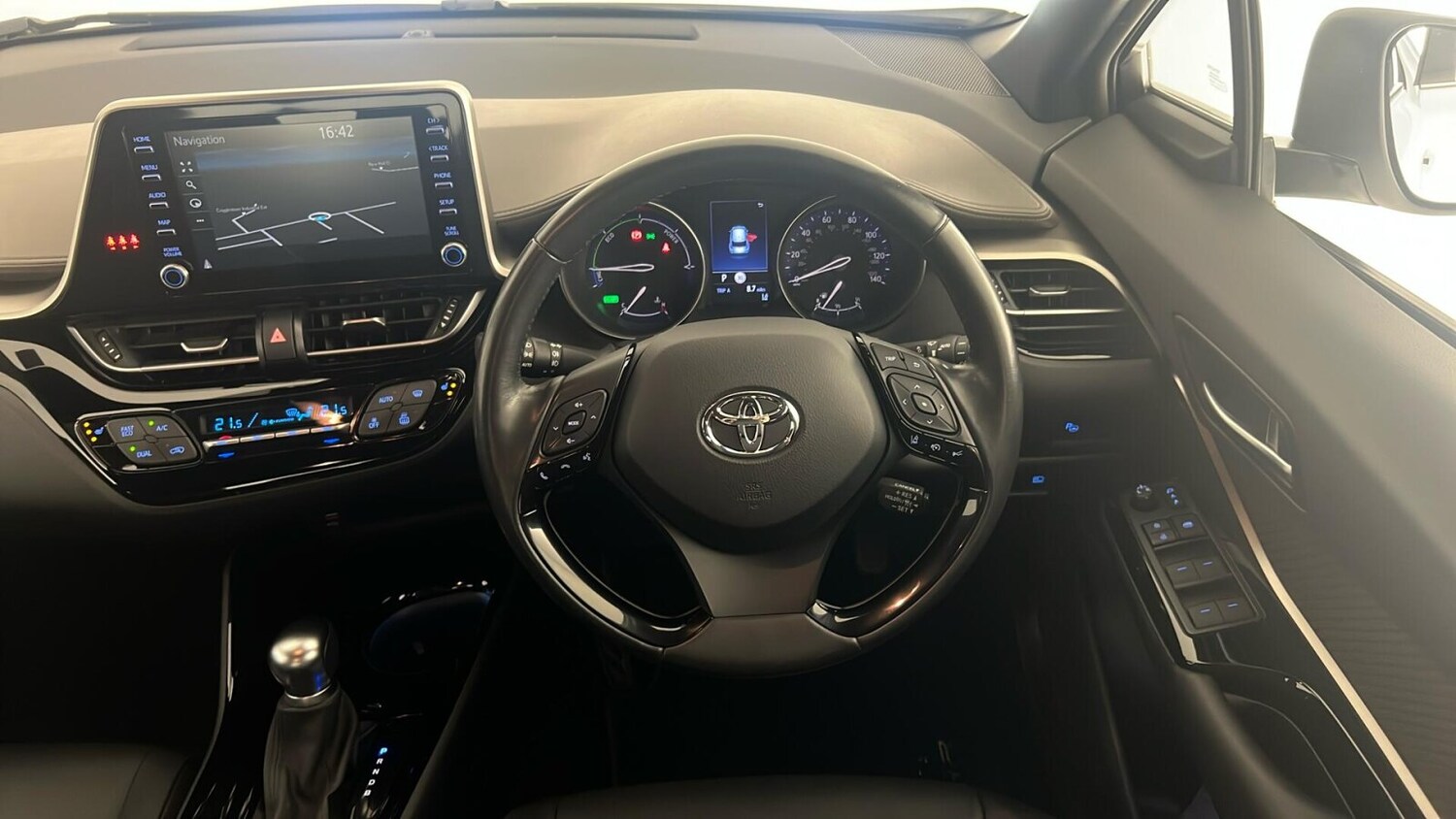 Used Toyota C-HR 2021 for sale - 76154843: Photo 11