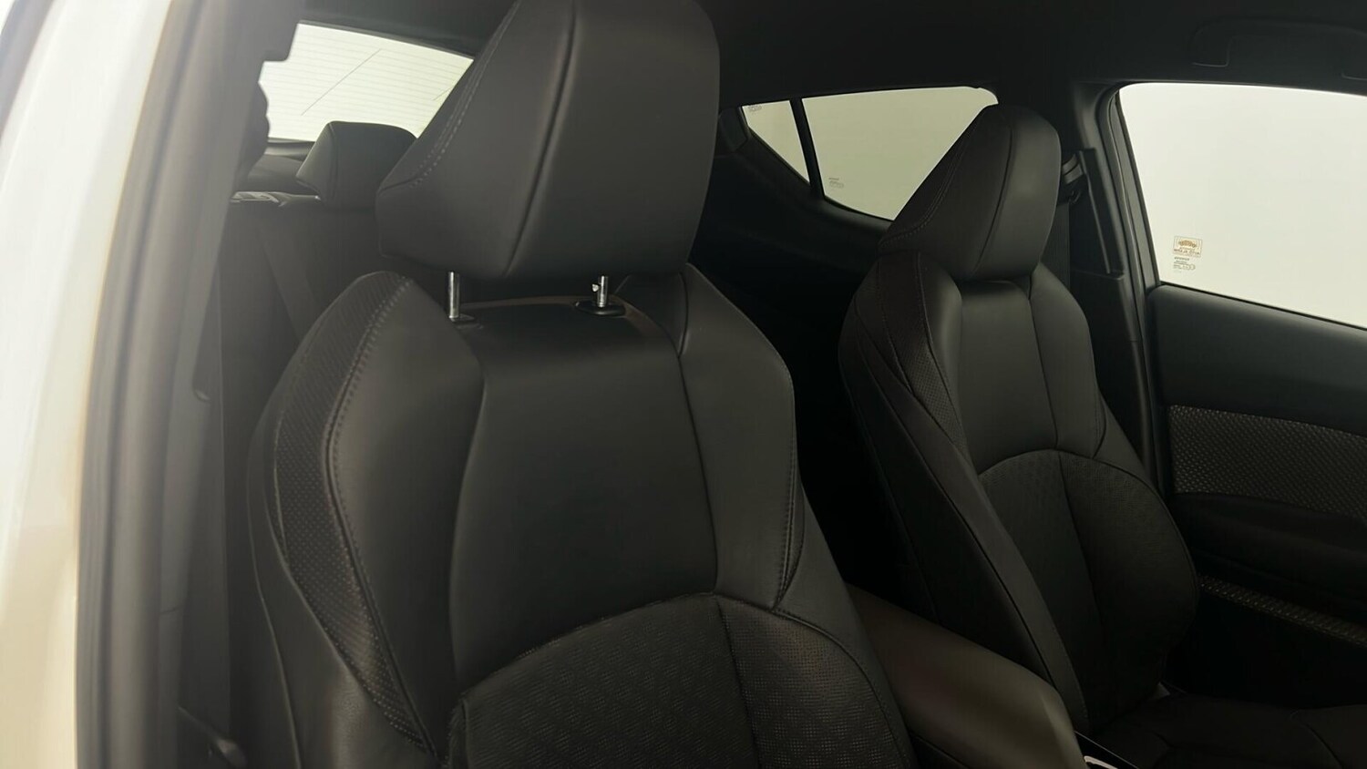 Used Toyota C-HR 2021 for sale - 76154843: Photo 36