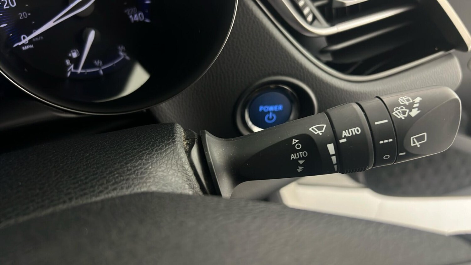 Used Toyota C-HR 2021 for sale - 76154843: Photo 39