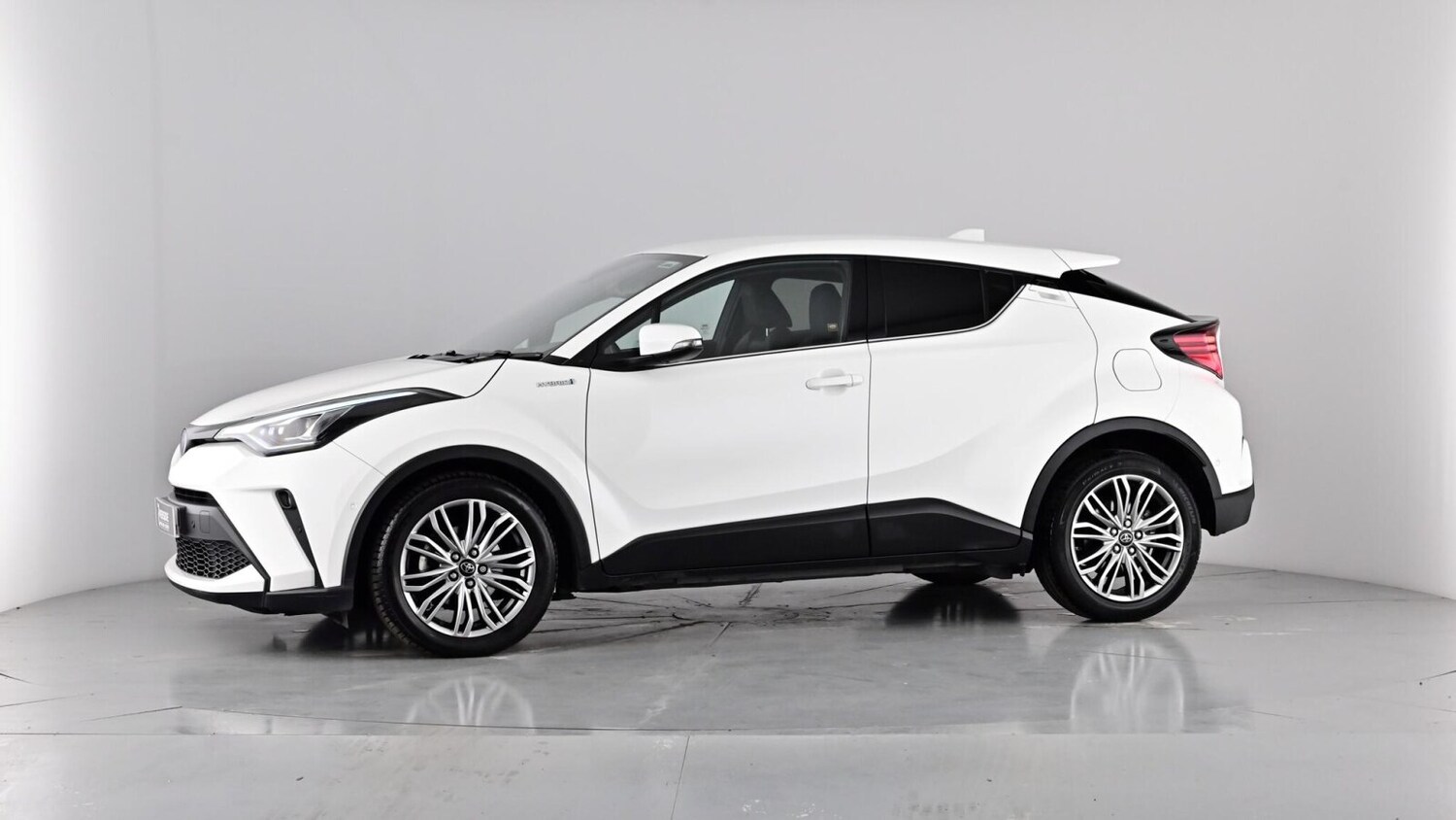 Used Toyota C-HR 2021 for sale - 76154843: Photo 55
