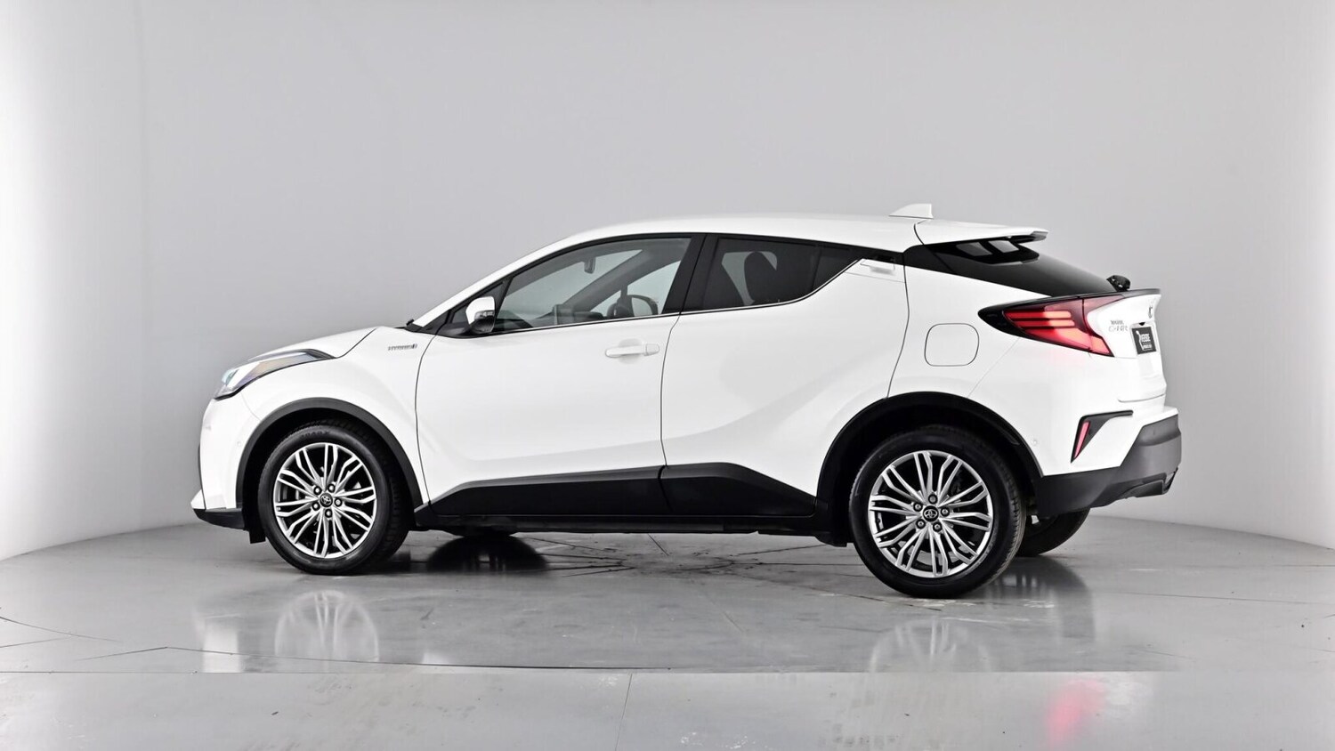 Used Toyota C-HR 2021 for sale - 76154843: Photo 59