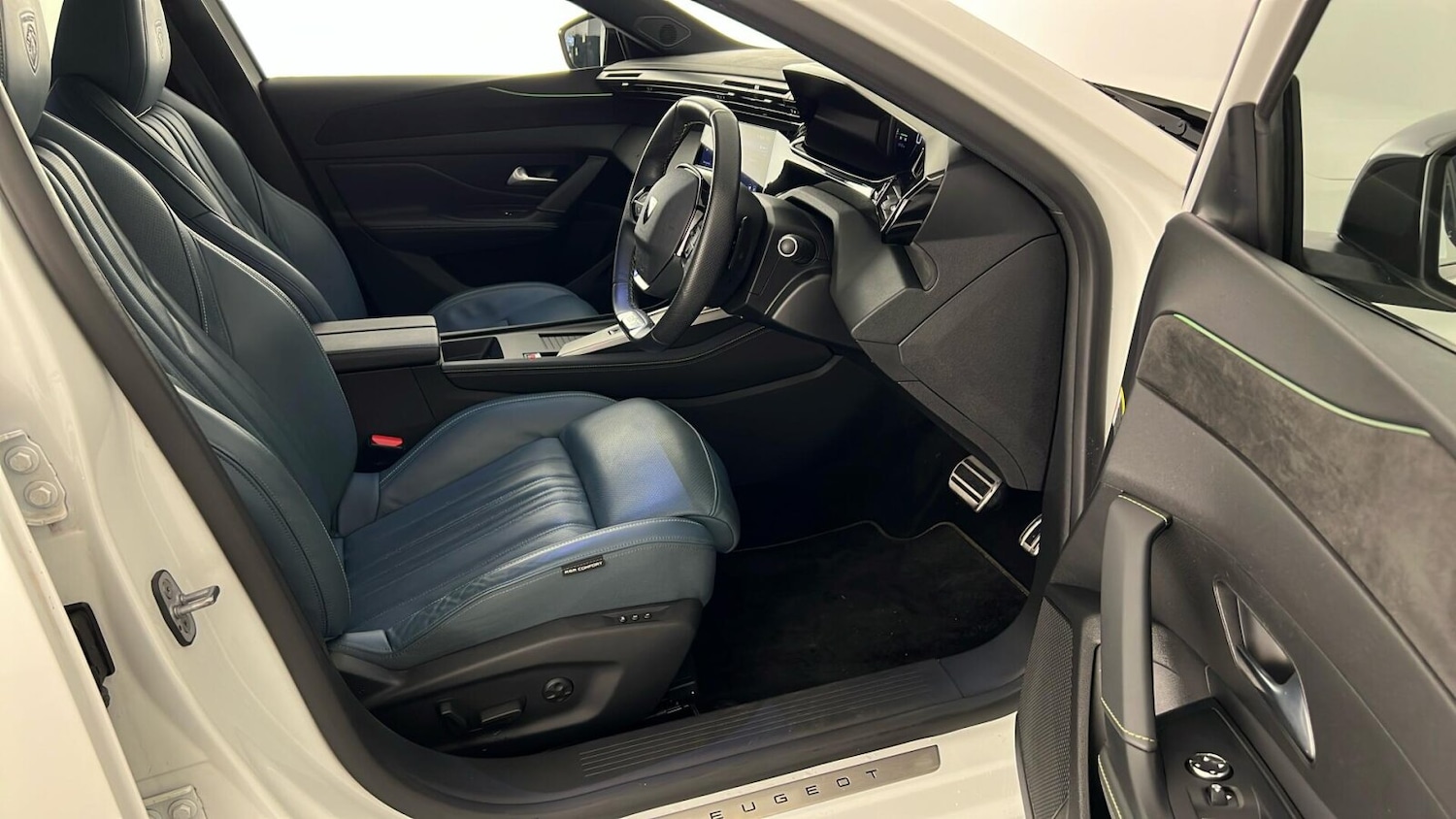 Used Peugeot 308 2022 for sale - 77648028: Photo 4