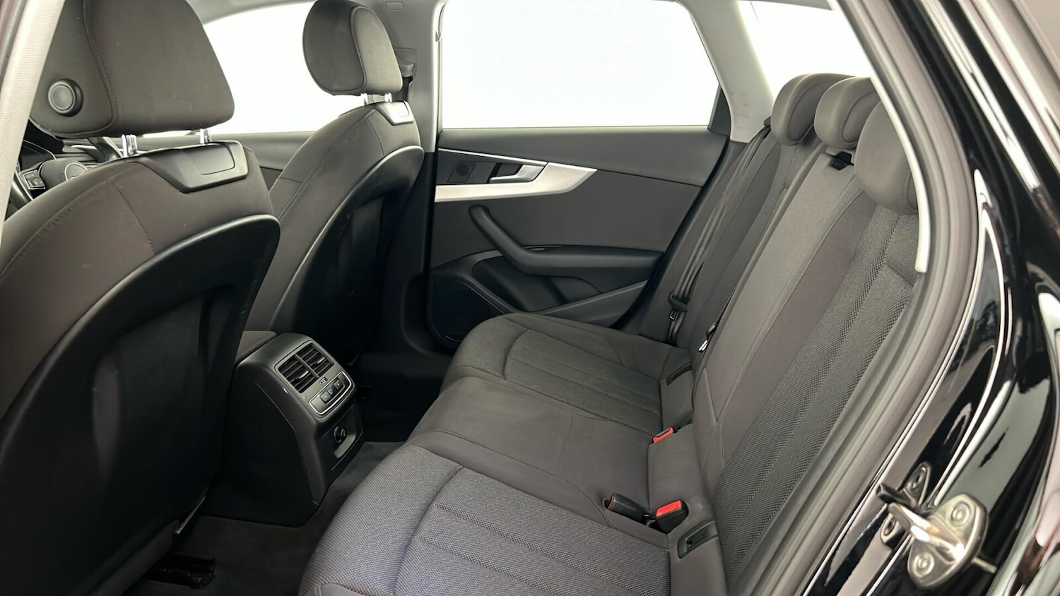 Used Audi A4 2021 for sale - 76959954: Photo 14