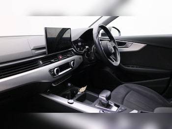 Used Audi A4 2021 for sale - 76959954: Photo