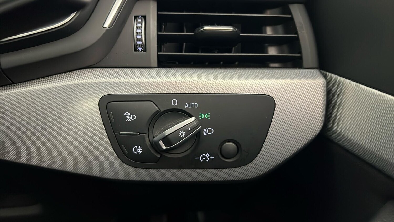 Used Audi A4 2021 for sale - 76959954: Photo 36