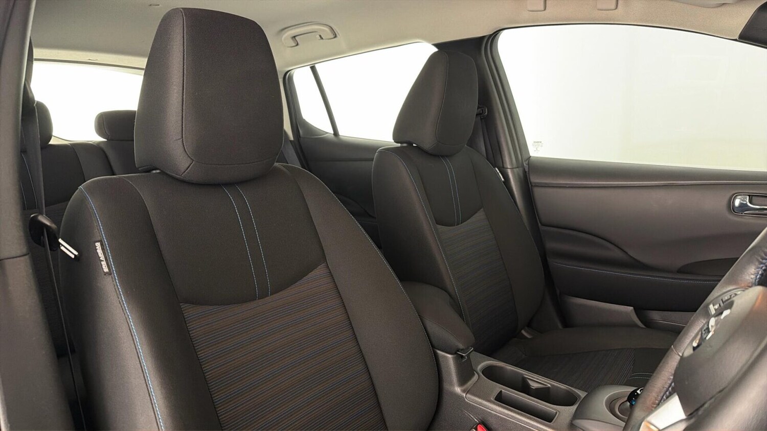 Used Nissan Leaf 2021 for sale - 78172631: Photo 34