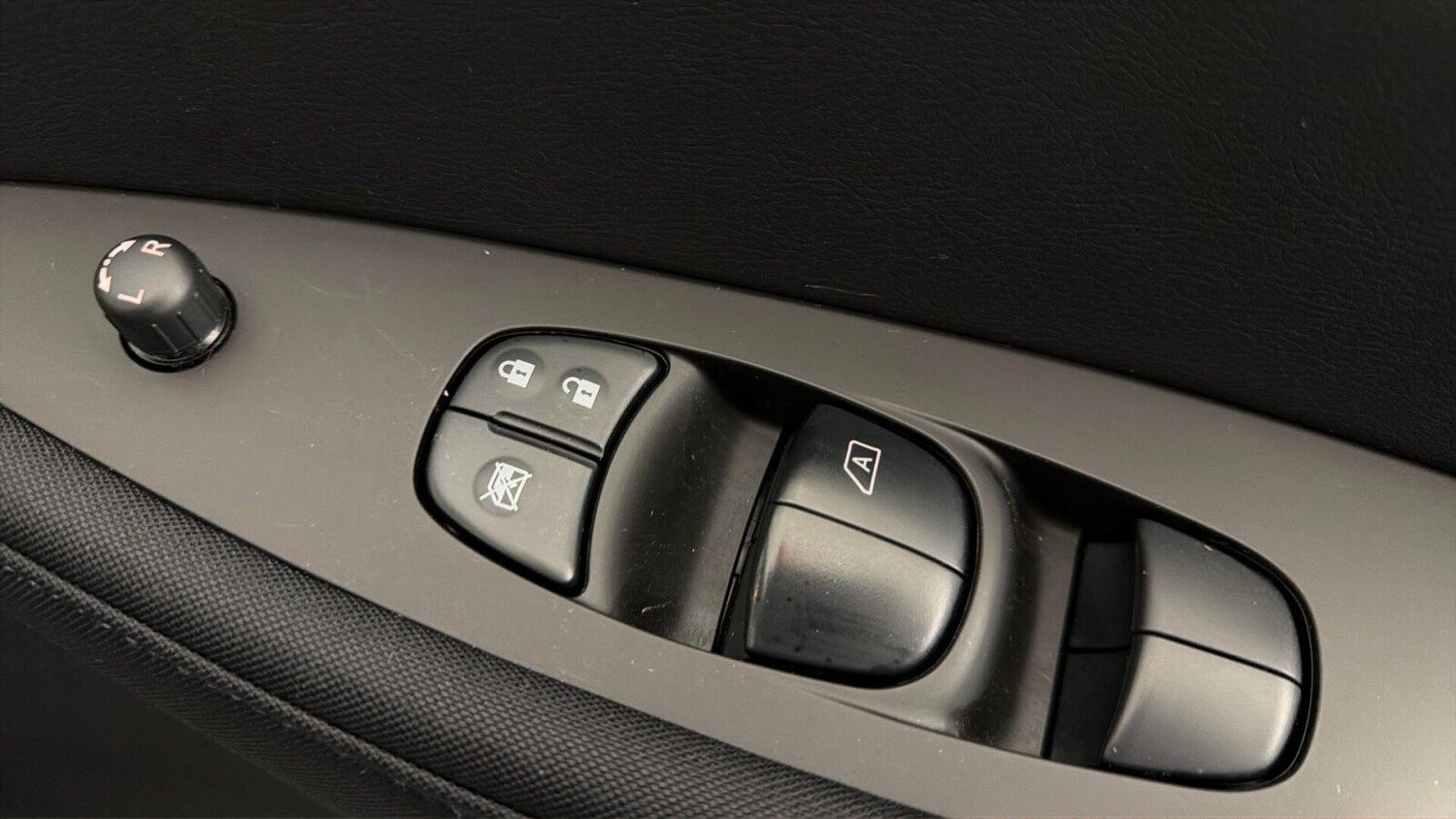 Used Nissan Leaf 2021 for sale - 78172631: Photo 35