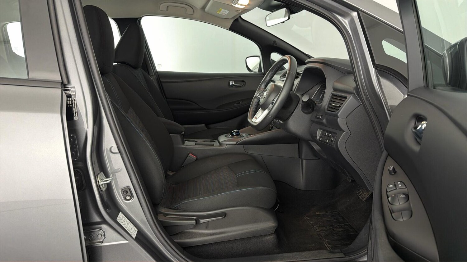 Used Nissan Leaf 2021 for sale - 78172631: Photo 8