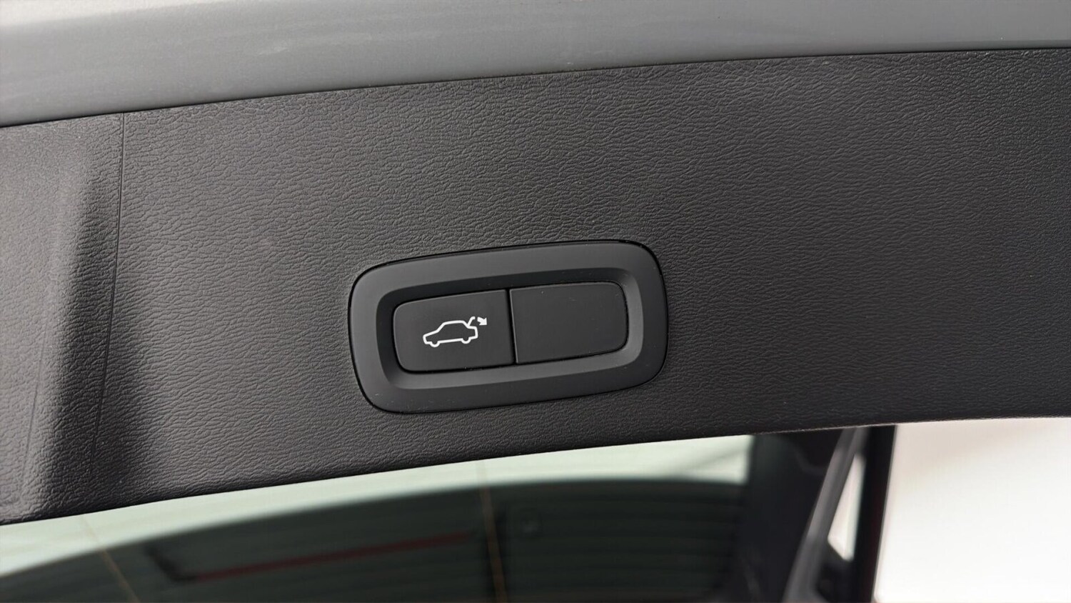 Used Volvo XC40 2024 for sale - 77959965: Photo 28