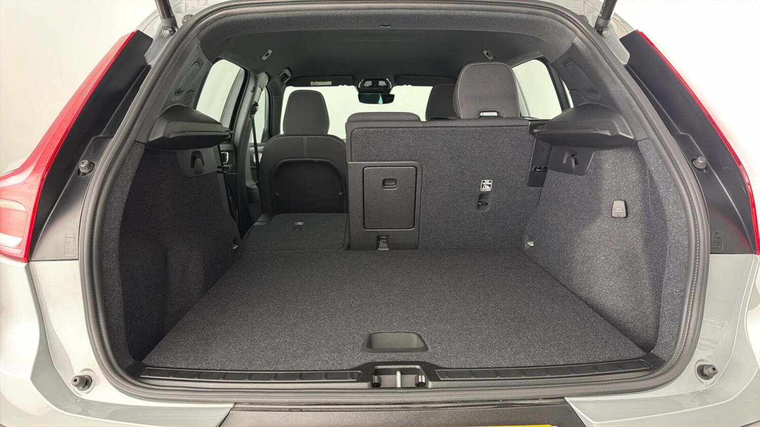 Used Volvo XC40 2024 for sale - 77959965: Photo 29