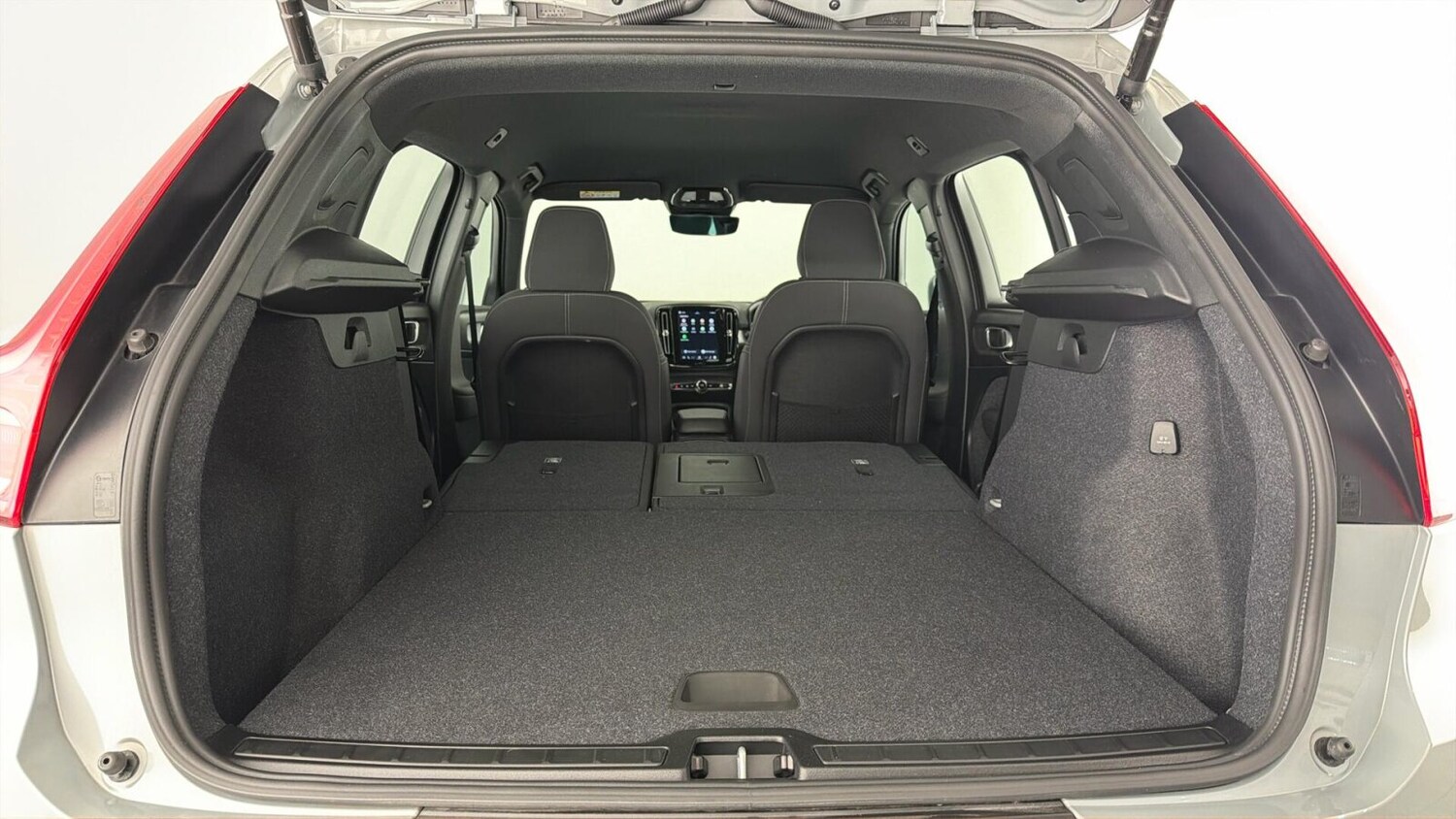 Used Volvo XC40 2024 for sale - 77959965: Photo 30