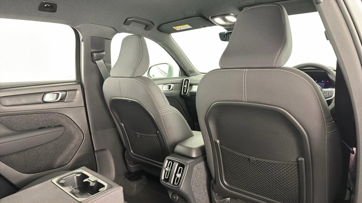 Used Volvo XC40 2024 for sale - 77959965: Photo 32