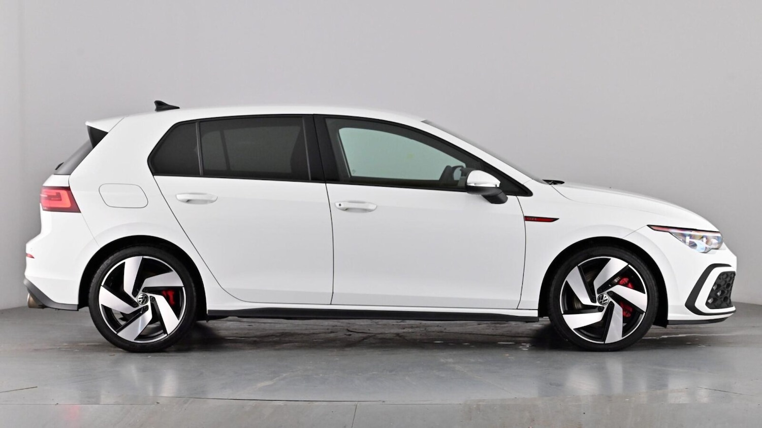 Used Volkswagen Golf 2023 for sale - 77685748: Photo 3