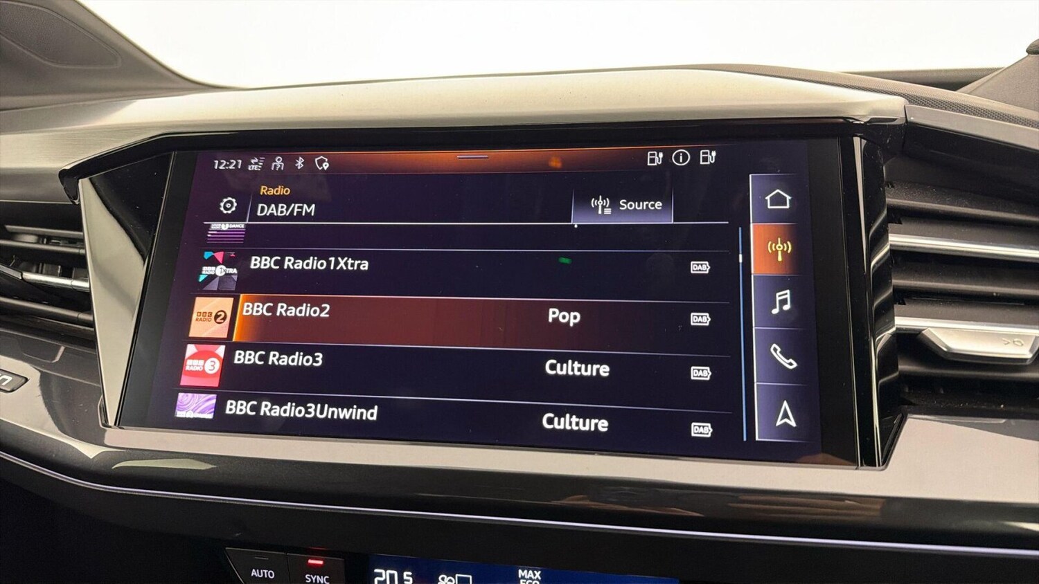 Used Audi Q4 e-tron 2023 for sale - 77685720: Photo 13