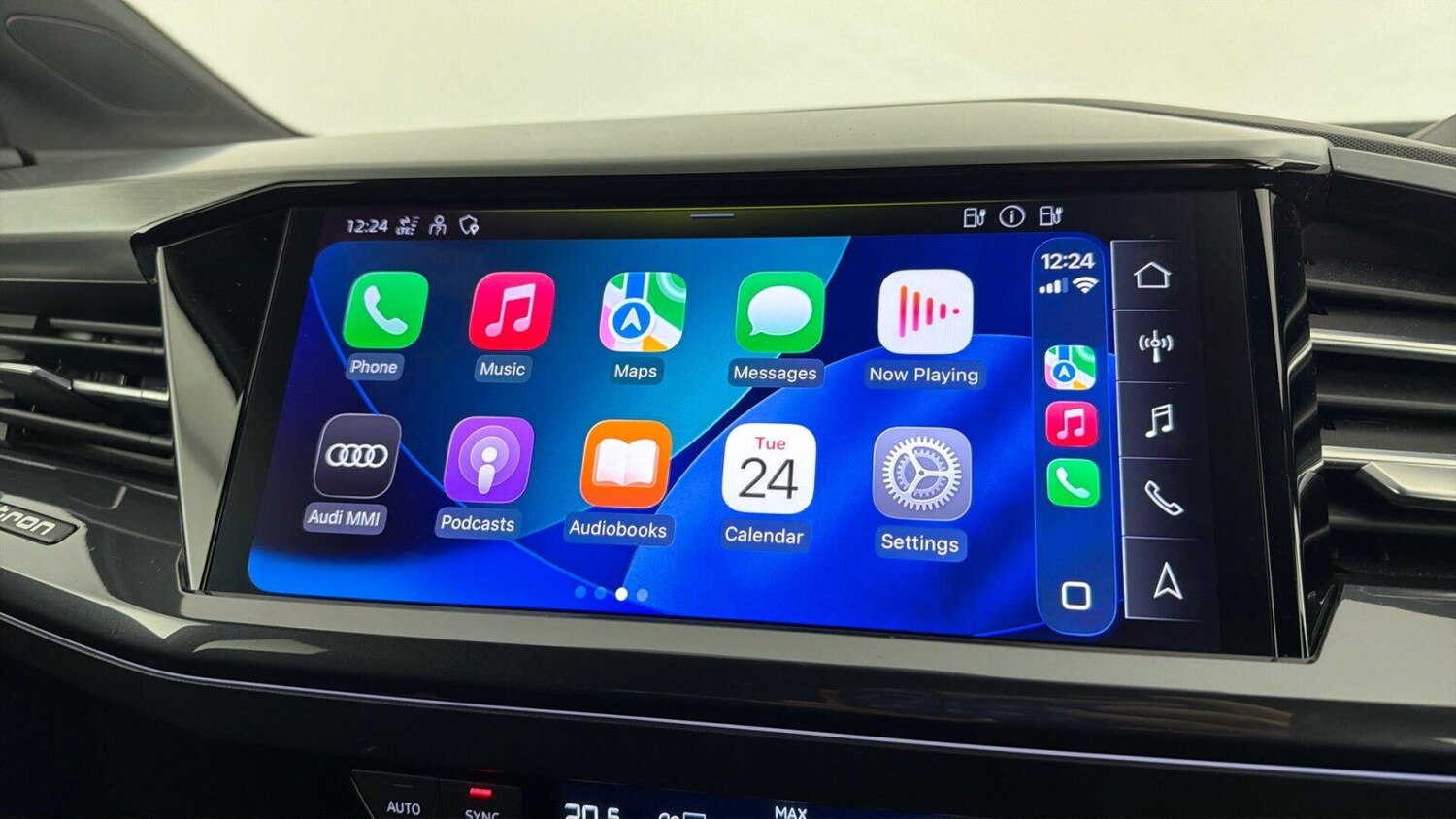 Used Audi Q4 e-tron 2023 for sale - 77685720: Photo 17