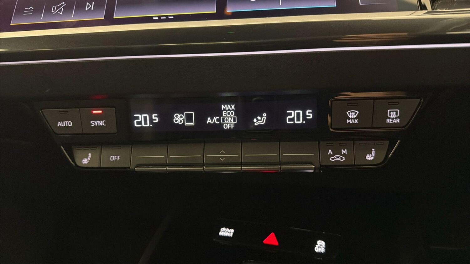 Used Audi Q4 e-tron 2023 for sale - 77685720: Photo 25