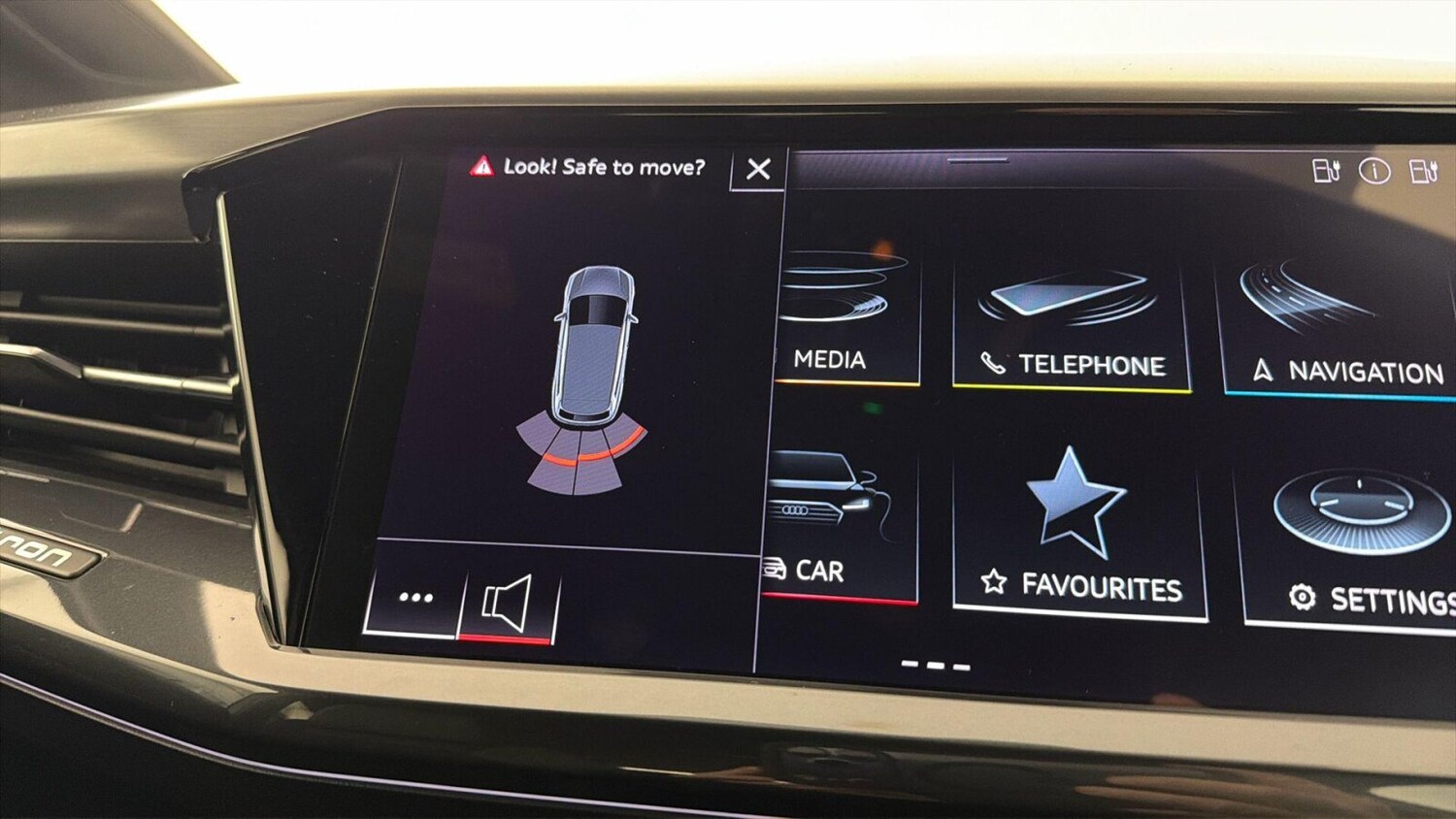 Used Audi Q4 e-tron 2023 for sale - 77685720: Photo 32