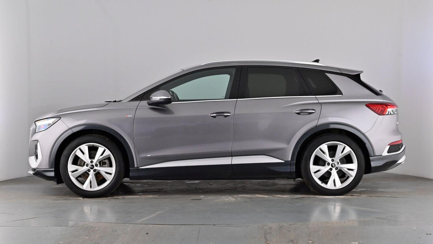 Used Audi Q4 e-tron 2023 for sale - 77685720: Photo 54