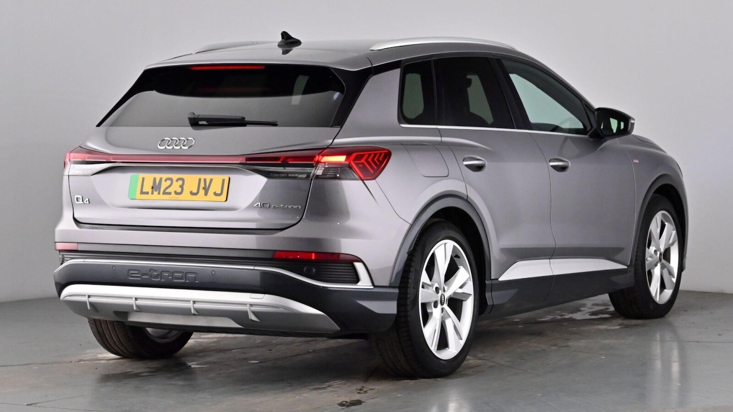 Used Audi Q4 e-tron 2023 for sale - 77685720: Photo 6